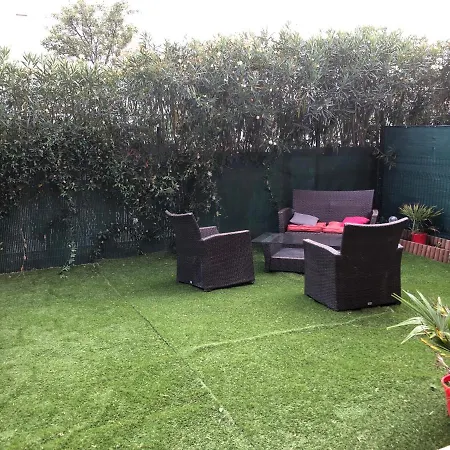 Apartamento T2 Avec Jardin Prive Et Parking Prive *